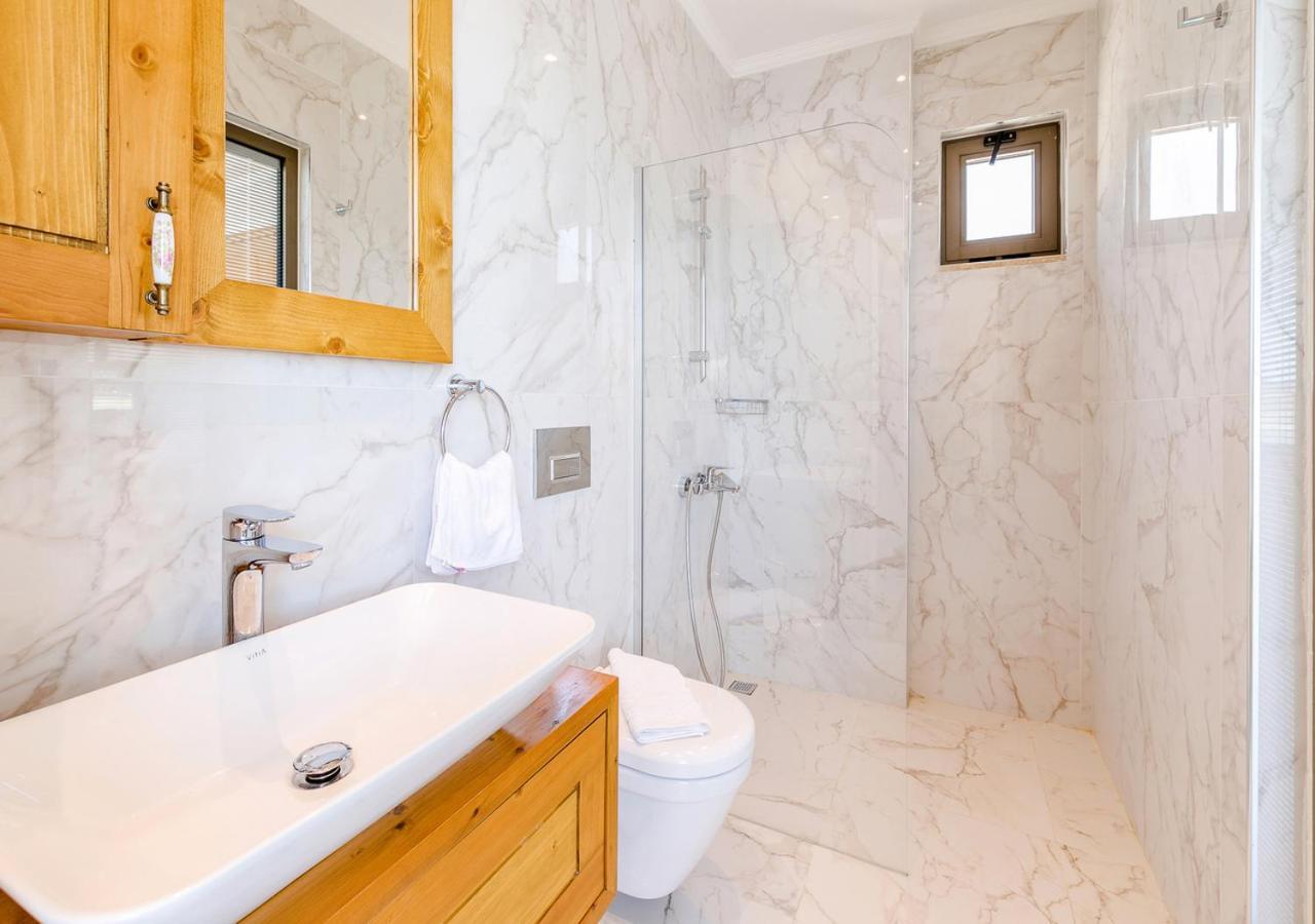 Villa 3 Sleeps 4 Isolated Honeymoon-Villa Lale Uzumlu  Dış mekan fotoğraf